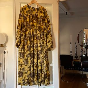 Ghospell  ASOS silky large Maxi Dress. Clean,